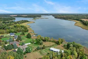 31883 Lakeway Dr NE, Cambridge, MN 55008 - Photo 4