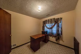 1633 Etna St, Saint Paul, MN 55106 - Photo 22