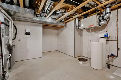 1511 16th Avenue SW, Austin, MN 55912 - Photo 54