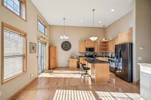 3114 Frontier Dr, Woodbury, MN 55129 - Photo 14