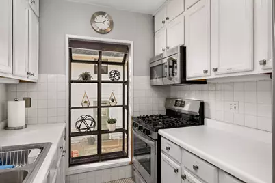 808 W 28th Street, Minneapolis, MN 55408 - Photo 16