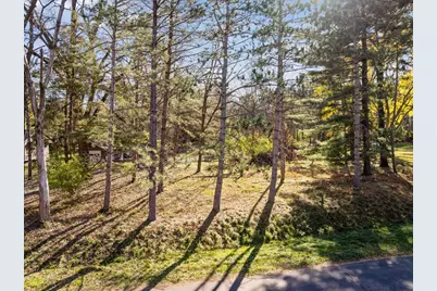 2Xx Edgecumbe Drive N, Mahtomedi, MN 55082 - Photo 1