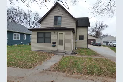 1209 2nd Avenue S, Moorhead, MN 56560 - Photo 2