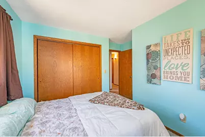 302 N Manyaska Street, Sherburn, MN 56171 - Photo 20