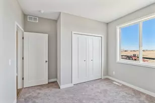 3149 Seminary Dr, New Brighton, MN 55112 - Photo 10