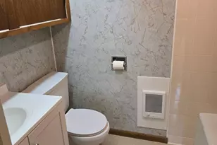 103 Hazelwood Ave, New Ulm, MN 56073 - Photo 20