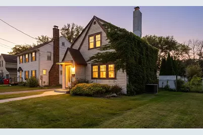 304 9th Street SW, Austin, MN 55912 - Photo 1