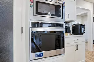 3665 Valley View Dr S, Fargo, ND 58104 - Photo 14