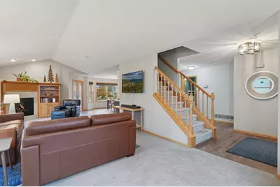 604 Topaz Lane, Hudson, WI 54016 - Photo 8