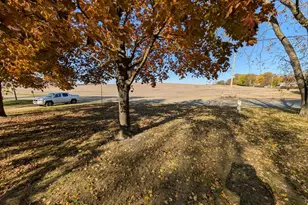 908 W State St, Kiester, MN 56051 - Photo 4