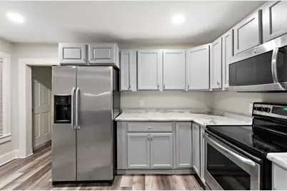 116 Sycamore Street E, Saint Paul, MN 55117 - Photo 8