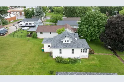 230 4th Street, Balaton, MN 56115 - Photo 2