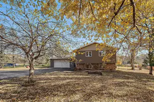 967 Sherman Rd, Hudson, WI 54016 - Photo 2