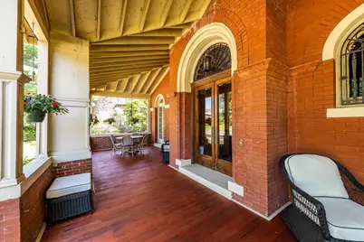 490 Summit Avenue, Saint Paul, MN 55102 - Photo 2