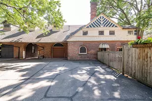 490 Summit Ave, Saint Paul, MN 55102 - Photo 76