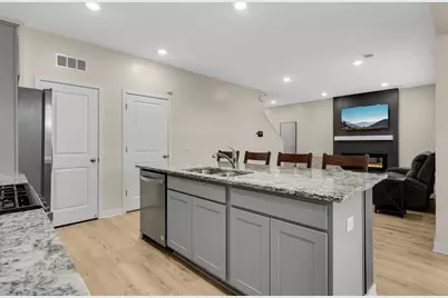 12714 Erskin Street NE, Blaine, MN 55449 - Photo 8