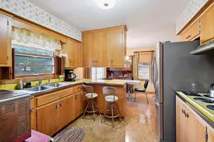 18701 South Ln, Minnetonka, MN 55345 - Photo 10