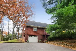 18701 South Ln, Minnetonka, MN 55345 - Photo 2