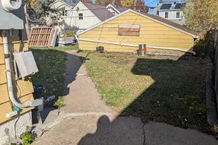 1111 Maryland Ave E, Saint Paul, MN 55106 - Photo 12