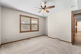 645 Dugdale Ave, Worthington, MN 56187 - Photo 24