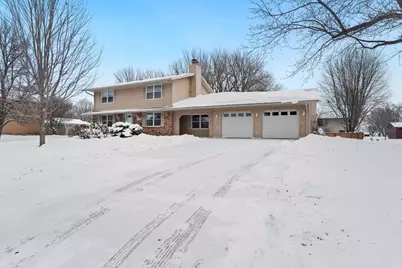645 Dugdale Avenue, Worthington, MN 56187 - Photo 1