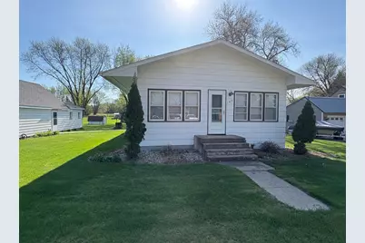 109 7th Street N, Danvers, MN 56231 - Photo 2