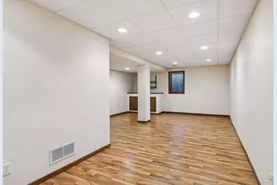 2423 Mailand Road E, Maplewood, MN 55119 - Photo 36