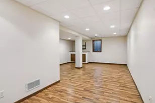 2423 Mailand Rd E, Maplewood, MN 55119 - Photo 36