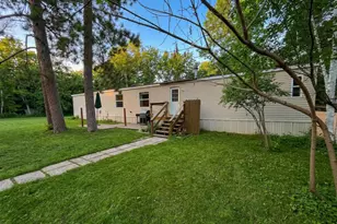 32200 Merit School Dr, Benedict, MN 56461 - Photo 1