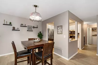 5627 Green Circle Drive #208, Hopkins, MN 55343 - Photo 4