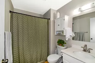 5627 Green Cir Dr, Hopkins, MN 55343 - Photo 12