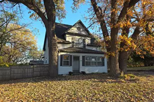 109 W Bridge Street W, Redwood Falls, MN 56283 - Photo 1