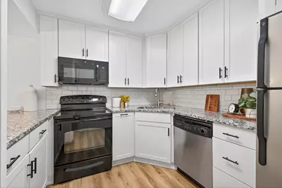 2010 Ridge Drive #13, Saint Louis Park, MN 55416 - Photo 10