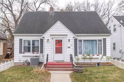 1414 10th Avenue S, Fargo,  58103 - Photo 1