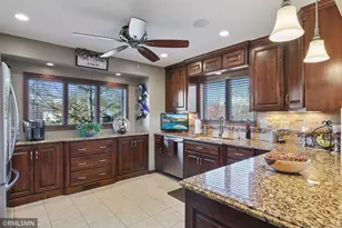 1725 White Oak Dr, Chaska, MN 55318 - Photo 6