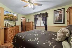 1725 White Oak Dr, Chaska, MN 55318 - Photo 26