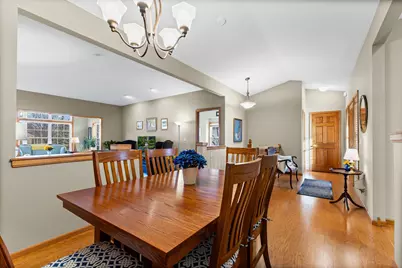 14421 Freesia Way, Apple Valley, MN 55124 - Photo 6