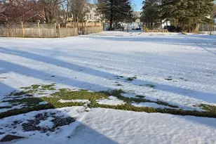 411 Bullis St, Kenyon, MN 55946 - Photo 2