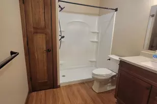 411 Bullis St, Kenyon, MN 55946 - Photo 12