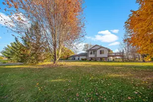 13561 279th St, Lindstrom, MN 55045 - Photo 36