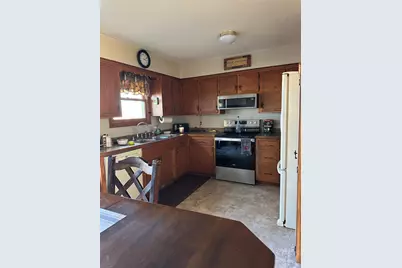 113 E Fairview Street, Spring Valley, MN 55975 - Photo 2