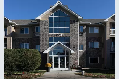 1321 Lake Drive W #320, Chanhassen, MN 55317 - Photo 1