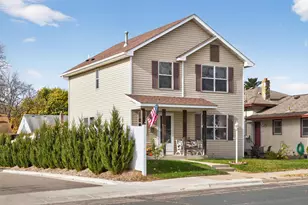 140 12th Ave S, South Saint Paul, MN 55075 - Photo 2