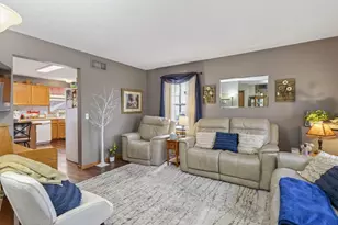 140 12th Ave S, South Saint Paul, MN 55075 - Photo 6