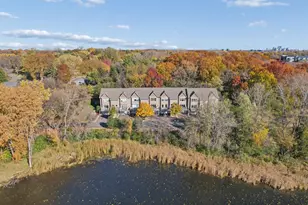 9816 Cove Dr, Minnetonka, MN 55305 - Photo 4