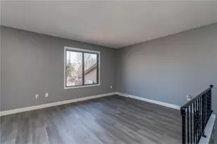 1105 S Valley St, New Ulm, MN 56073 - Photo 10