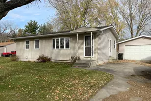 2705 15th St SE, Rochester, MN 55904 - Photo 2