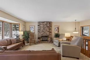 12825 Woodview Ln, Burnsville, MN 55337 - Photo 8