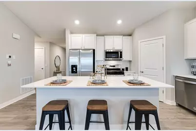 1687 Denali Drive, Shakopee, MN 55379 - Photo 2