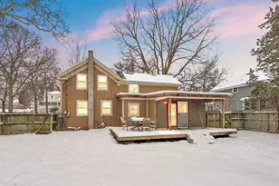 208 6th St W, Hastings, MN 55033 - Photo 2